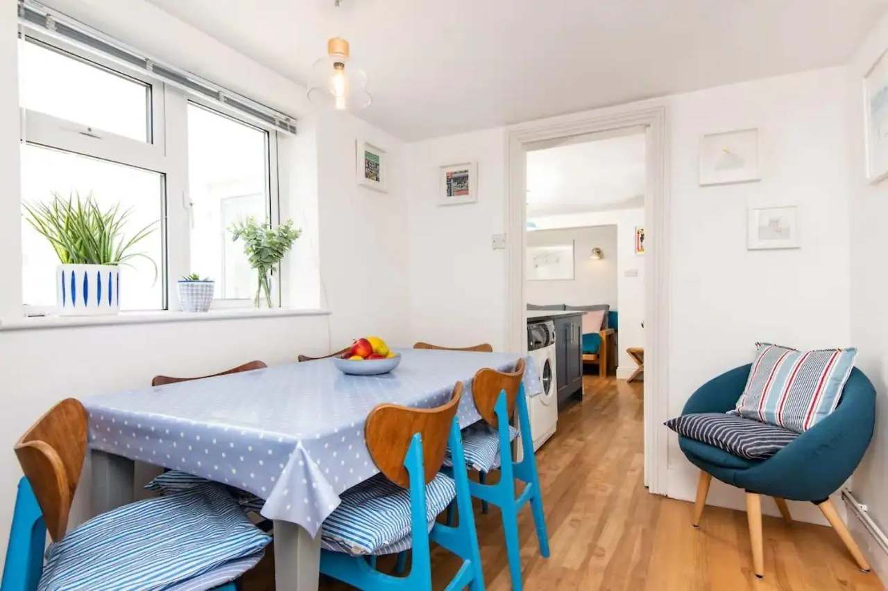 Quirky 1 Bedroom Apartment In Kemptown ブライトン